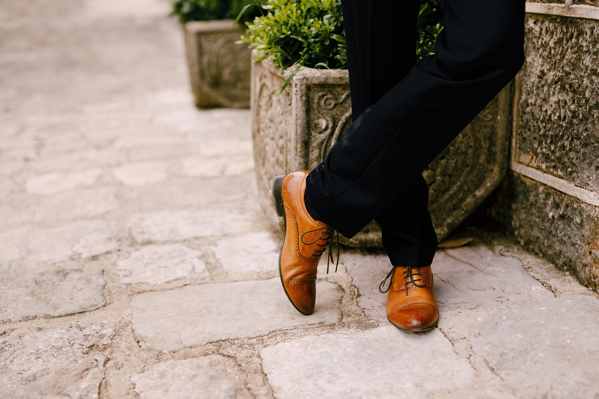 Why Quality Brown Dress Shoes Are a Stylish Choice with Dark Suits Paul Malone Why Quality Brown Dress Shoes Are a Stylish Choice with Dark Suits Paul Malone