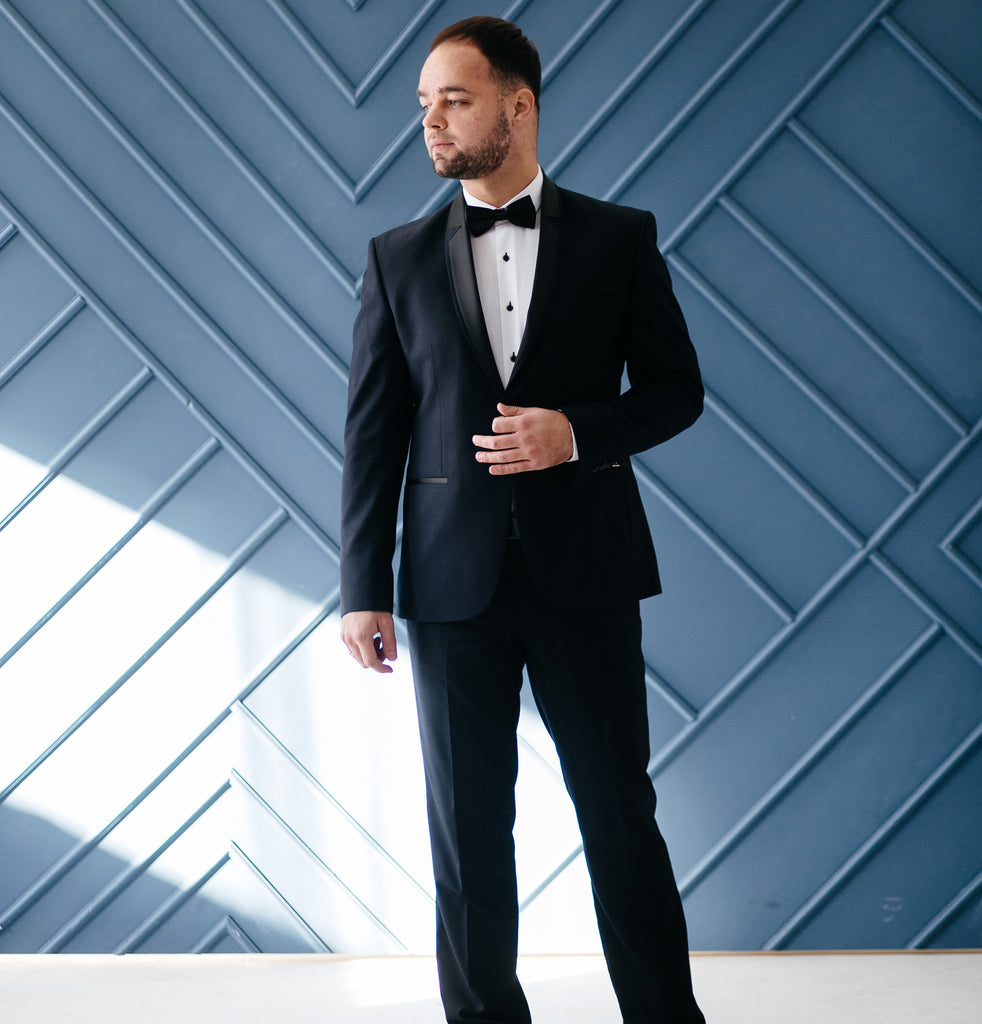 Plus Size Groom Suit As a plus size groom suit, finding the perfect suit  can be challenging. But fear not, with these tips and tricks, you'll be  looking. - ppt download