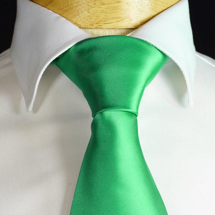 Solid Green Necktie and Pocket Square Paul Malone Ties - Paul Malone.com